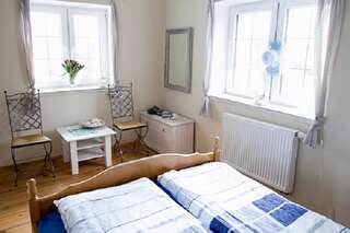 Отели типа «постель и завтрак» Vital House Казимеж-Дольны Двухместный номер с 1 кроватью и собственной ванной комнатой-2